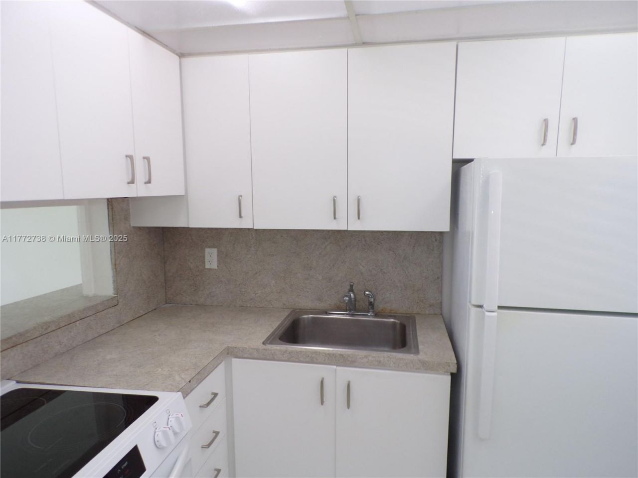 2920 Point East Dr, Unit N111, Aventura, FL 33160 Photo