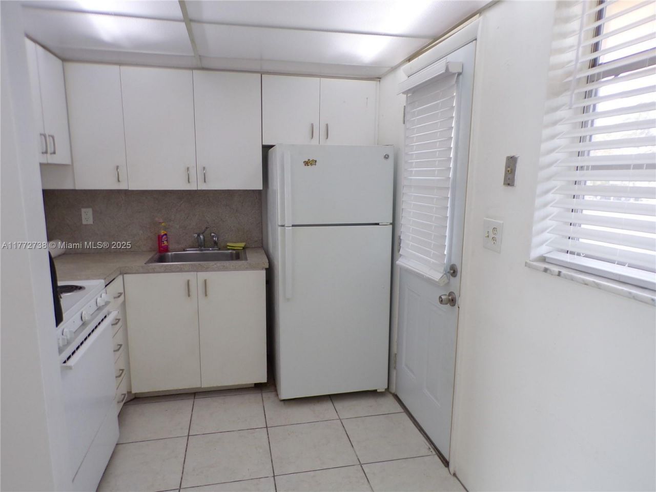 2920 Point East Dr, Unit N111, Aventura, FL 33160 Photo