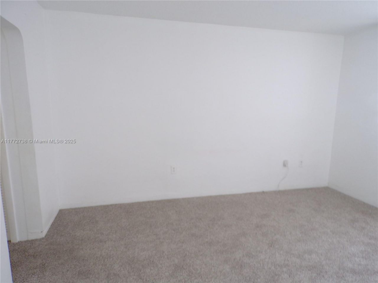 2920 Point East Dr, Unit N111, Aventura, FL 33160 Photo