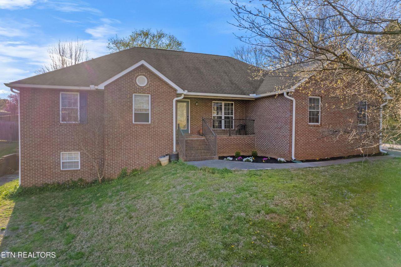 140 River Ford Rd, Maryville, TN 37804 Main Photo