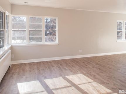 1045 Riverside Drive, Reno, NV 89503 Photo