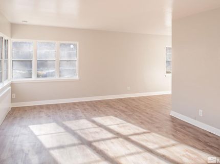 1045 Riverside Drive, Reno, NV 89503 Photo