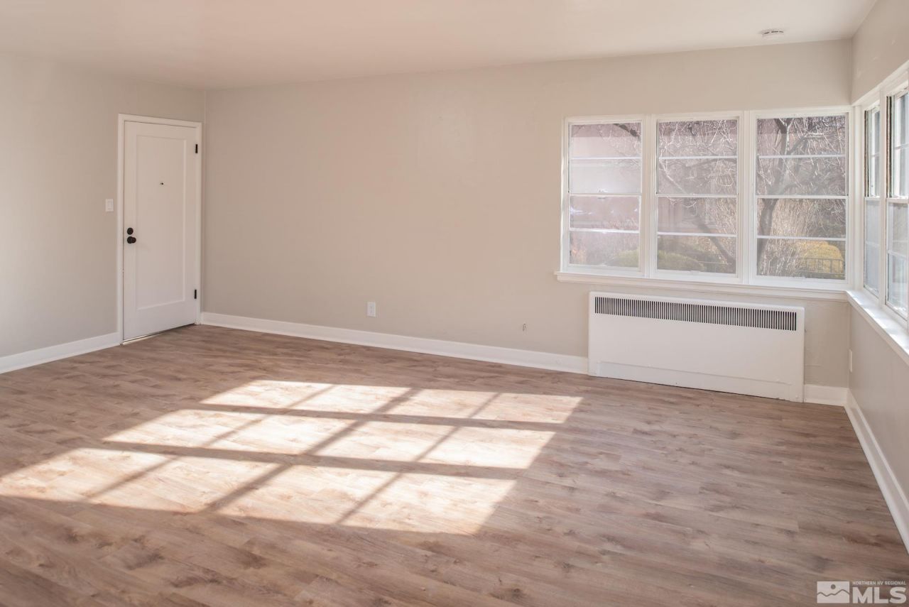 1045 Riverside Drive, Reno, NV 89503 Photo