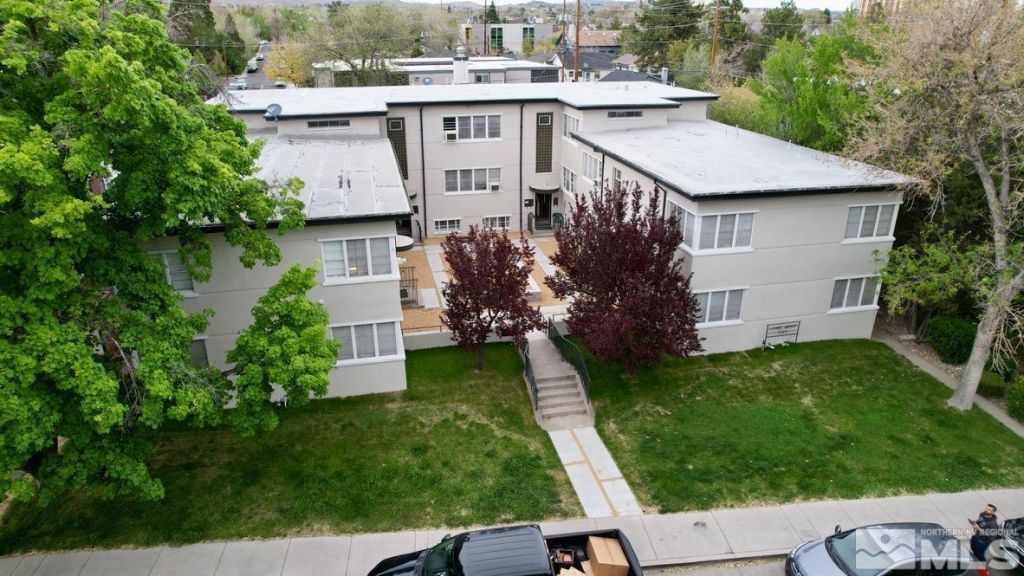 1045 Riverside Drive, Reno, NV 89503 Photo