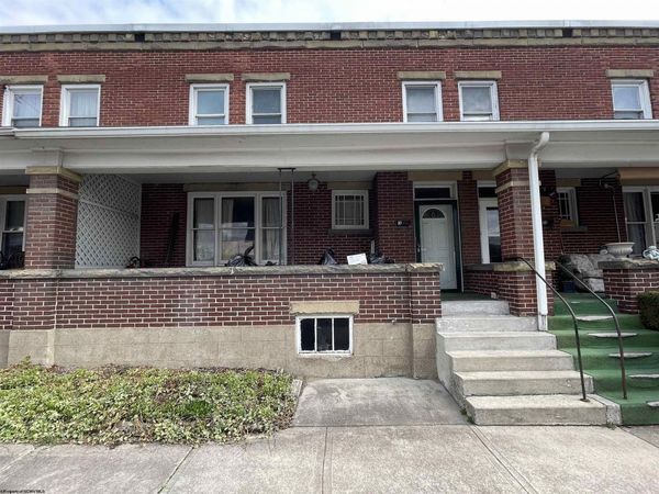 15 10th Street, Elkins, WV 26241