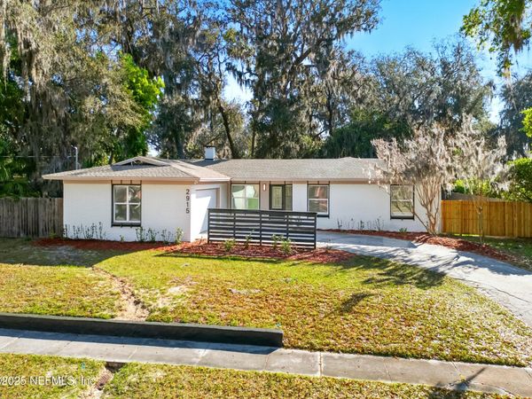 2915 HOLLYBAY Road, Orange Park, FL 32073