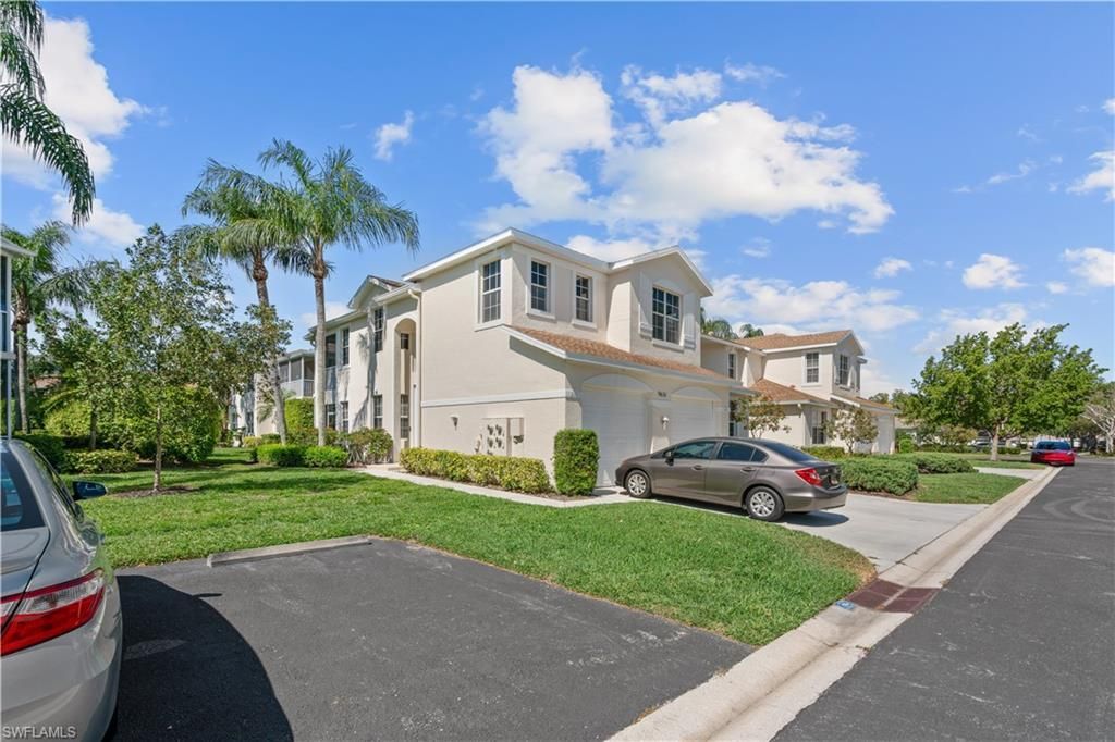 9601 Village View Blvd, Unit 201, Bonita Springs, FL 34135 Photo