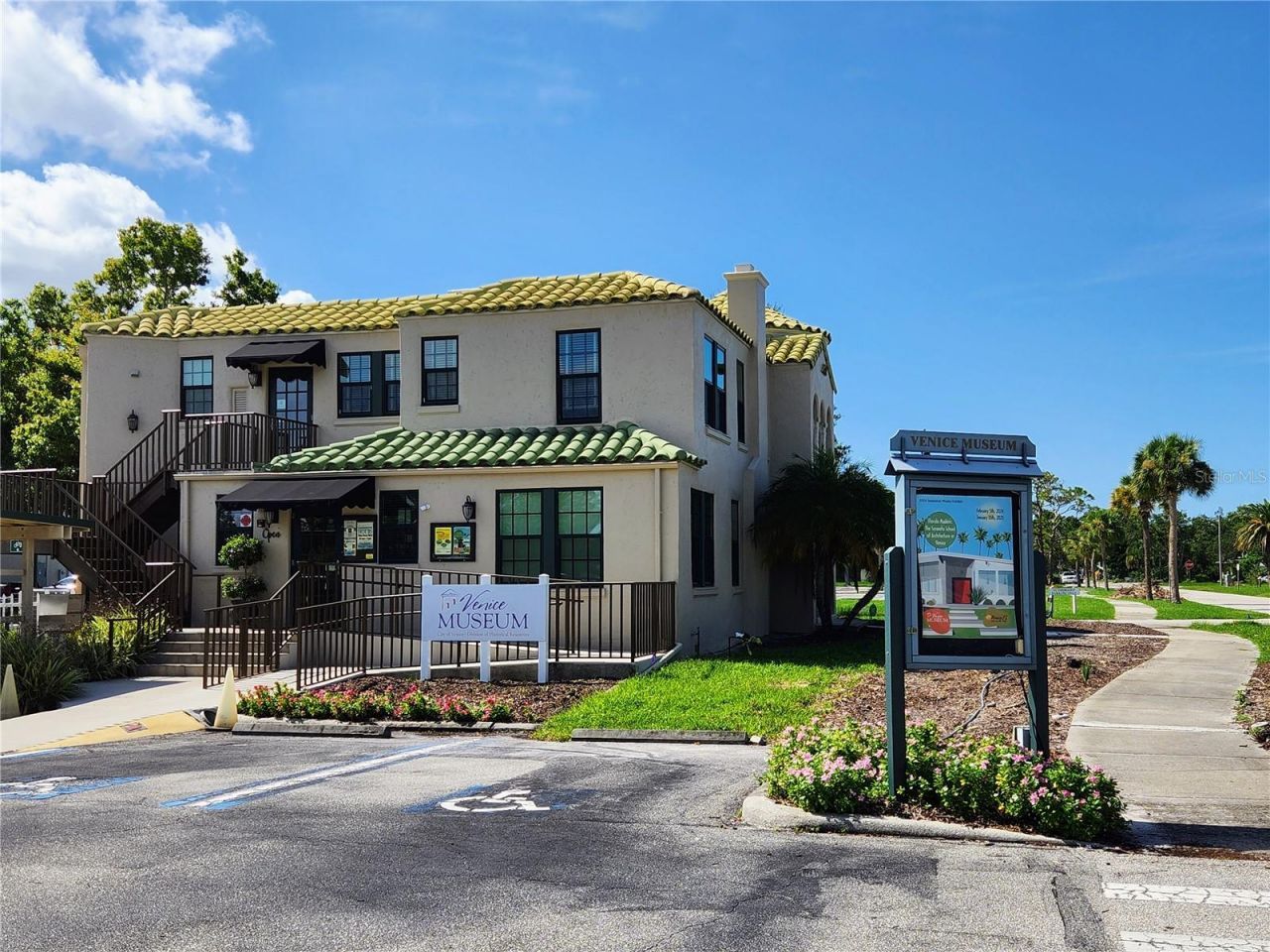 616 Guild Drive, Unit 2, Venice, FL 34285 Photo
