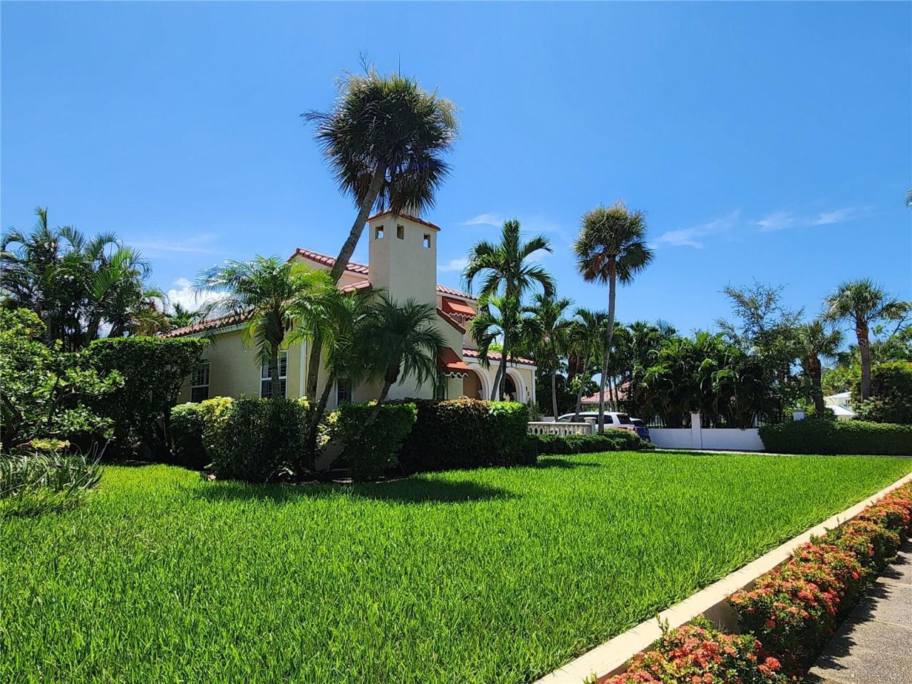 616 Guild Drive, Unit 2, Venice, FL 34285 Photo