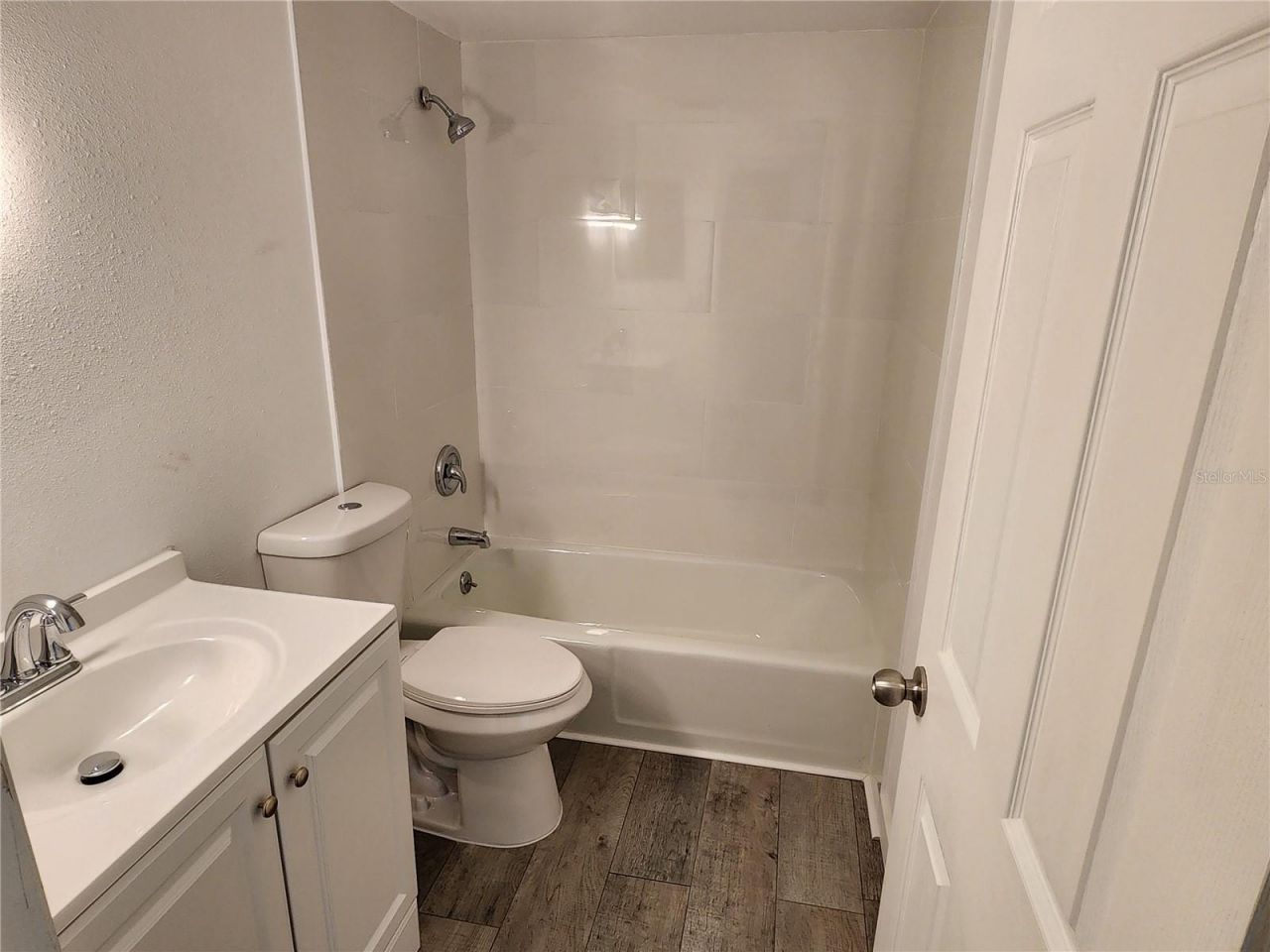 616 Guild Drive, Unit 2, Venice, FL 34285 Photo