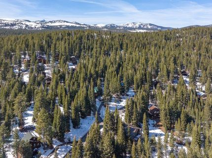 11554 Saint Bernard Drive, Truckee, CA 96161 Photo