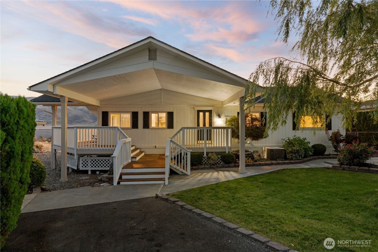 514 Island View Sw, Mattawa, WA 99349 Main Photo