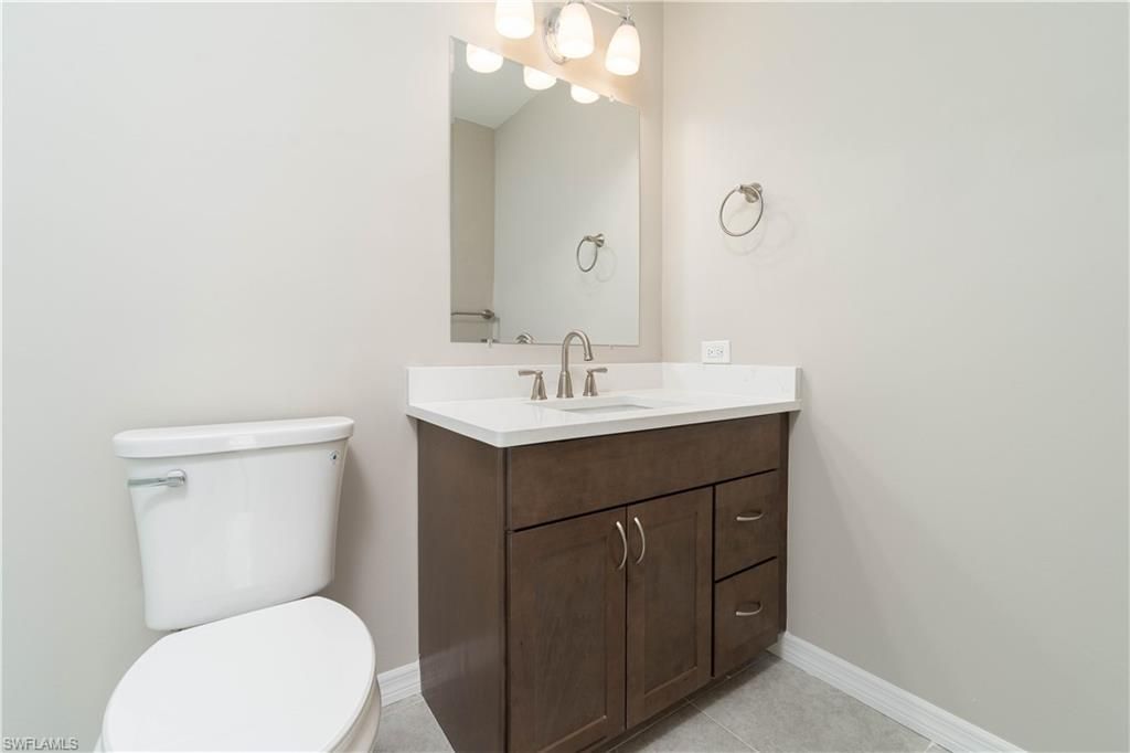 15600 Crystal Lake Dr, Unit 101, North Fort Myers, FL 33917 Photo