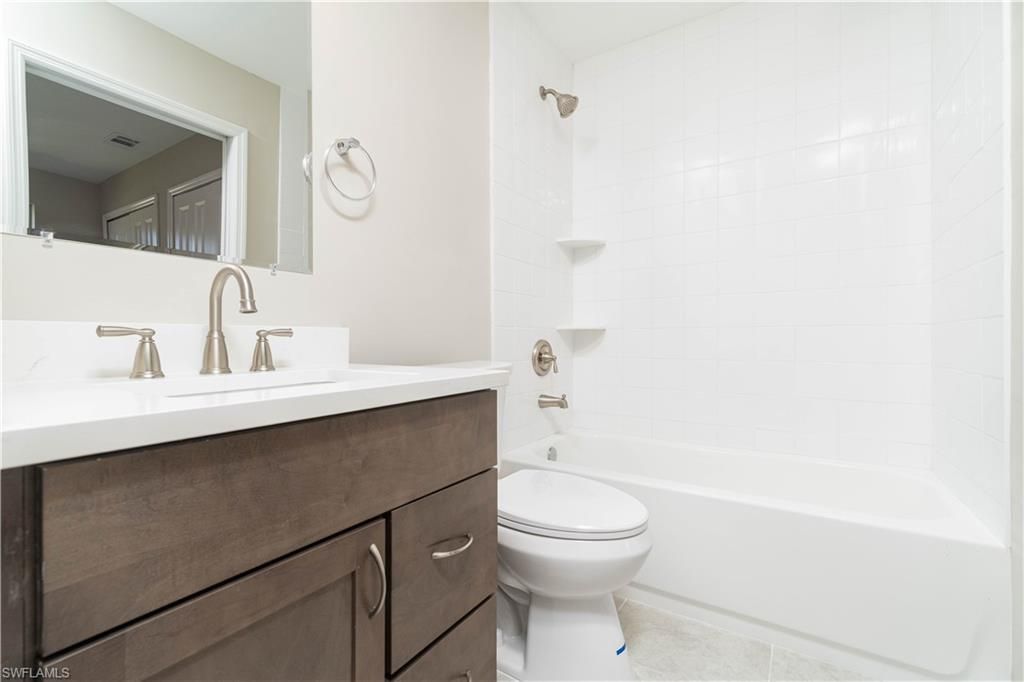 15600 Crystal Lake Dr, Unit 101, North Fort Myers, FL 33917 Photo