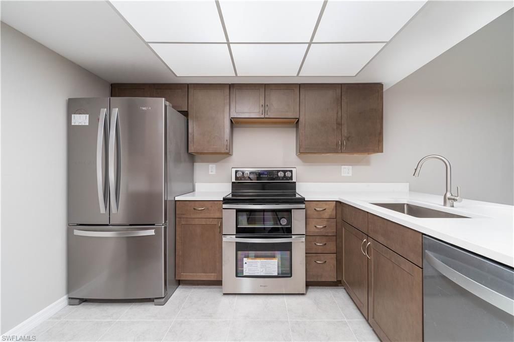 15600 Crystal Lake Dr, Unit 101, North Fort Myers, FL 33917 Photo