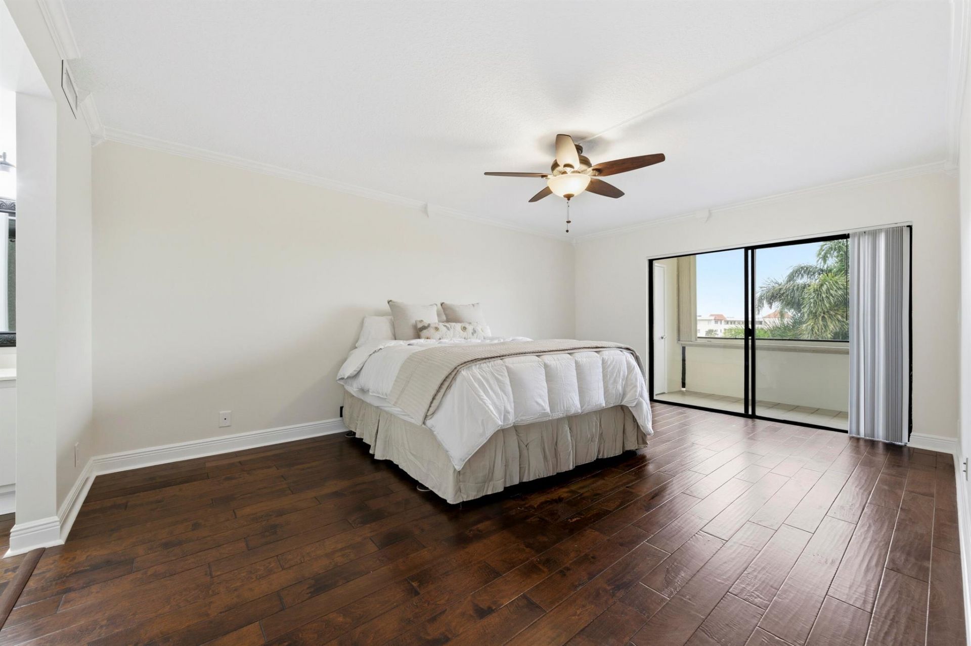 1036 Us Highway 1, Unit 315, North Palm Beach, FL 33408 Photo