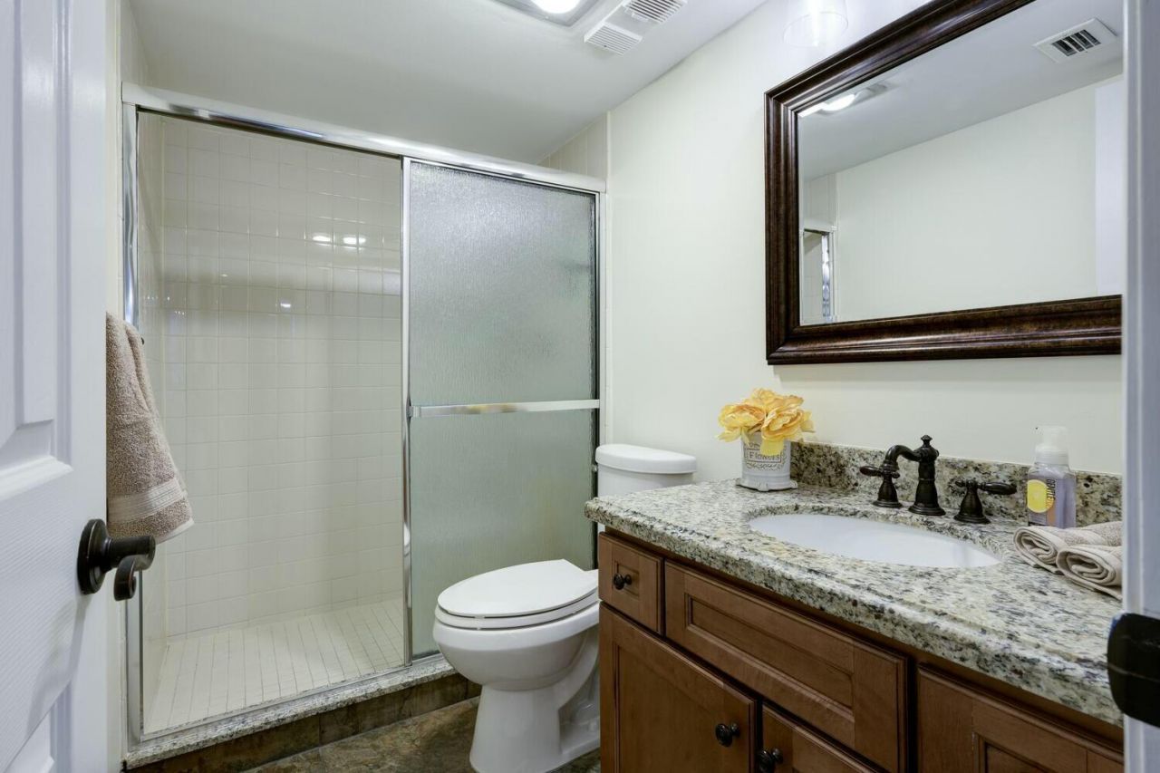 1036 Us Highway 1, Unit 315, North Palm Beach, FL 33408 Photo