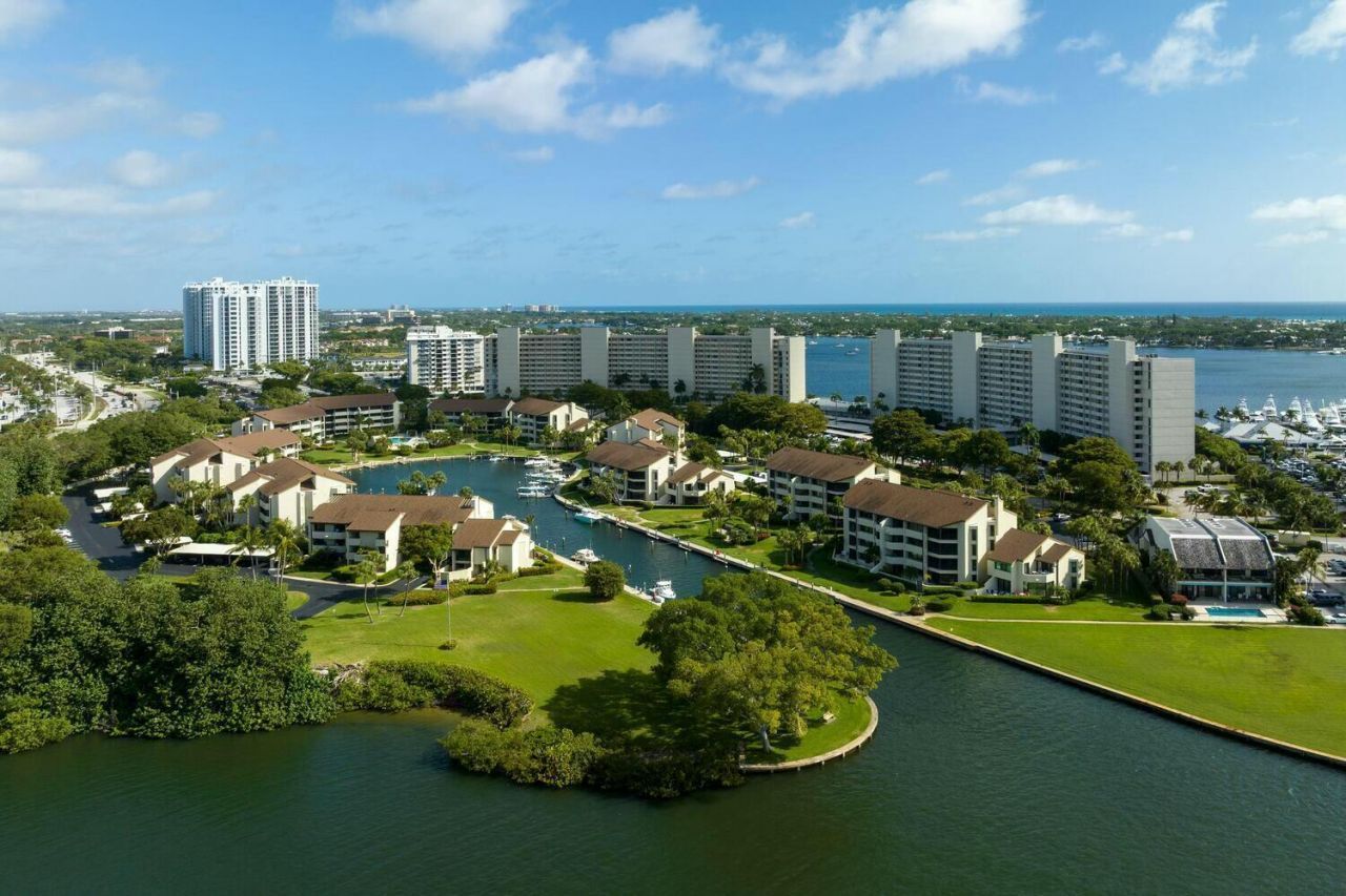 1036 Us Highway 1, Unit 315, North Palm Beach, FL 33408 Photo