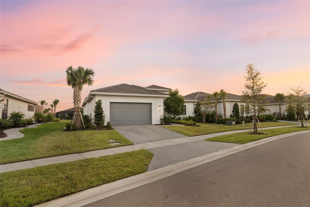 4711 Cedron Court, Sarasota, FL 34240 Photo