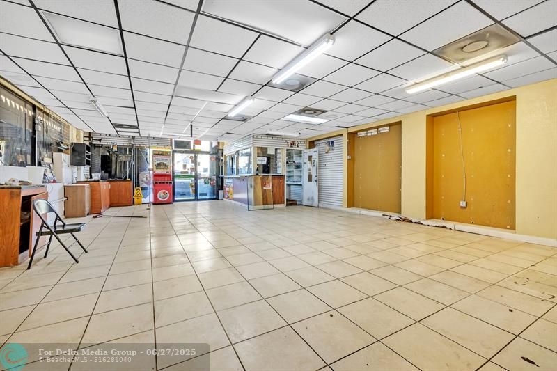 1222 NE 163rd St, North Miami Beach, FL 33162 Photo