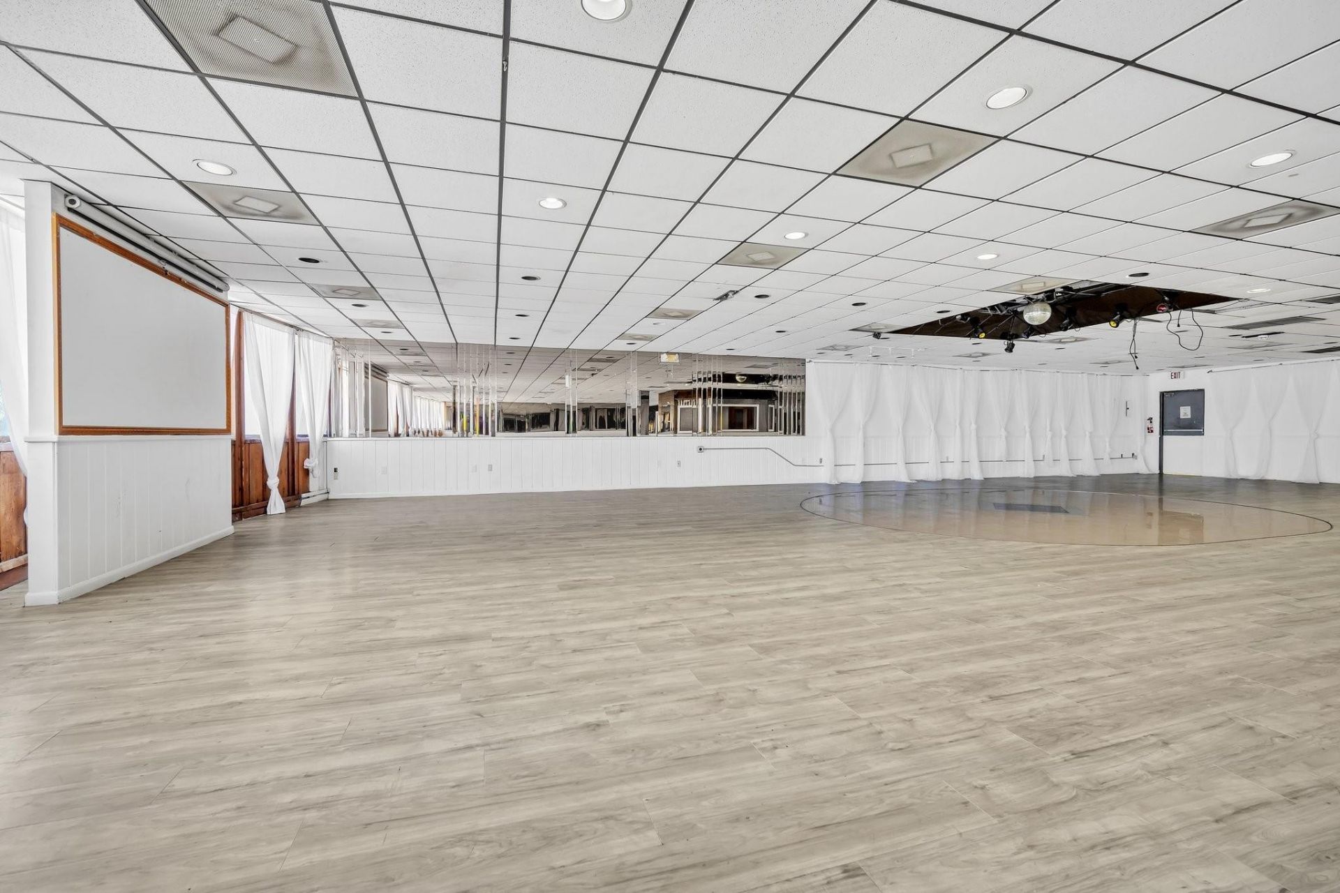 1222 NE 163rd Street, North Miami Beach, FL 33162 Photo