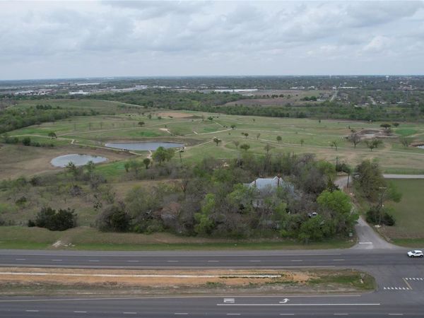 600 Potomac ST, Taylor, TX 76574