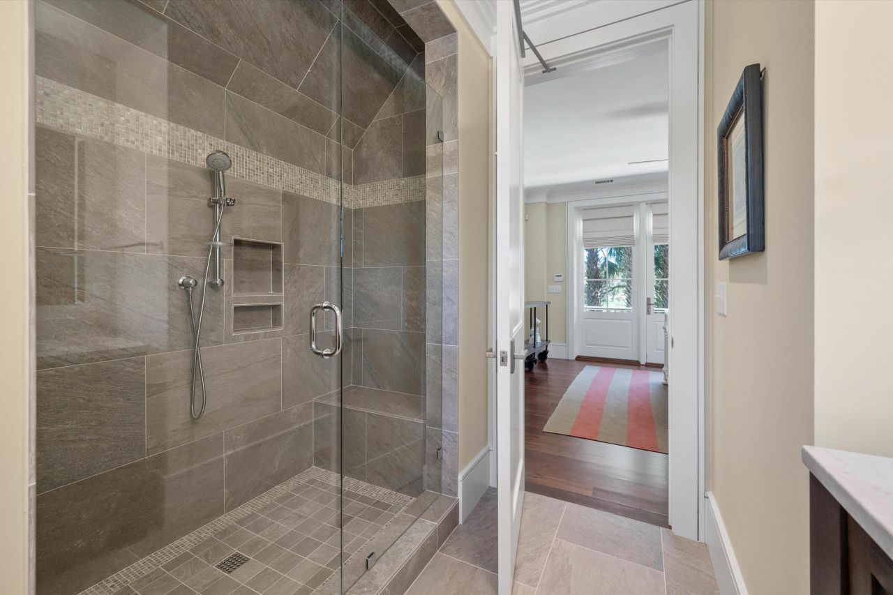 108 Salthouse Lane Photo 106