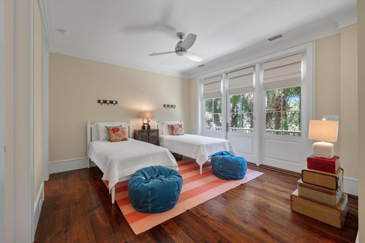 108 Salthouse Lane Photo 111