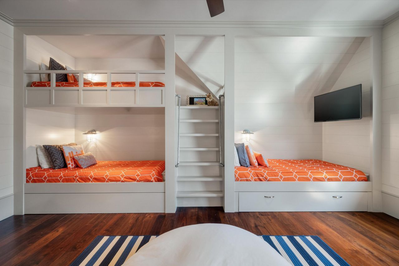 108 Salthouse Lane Photo 90