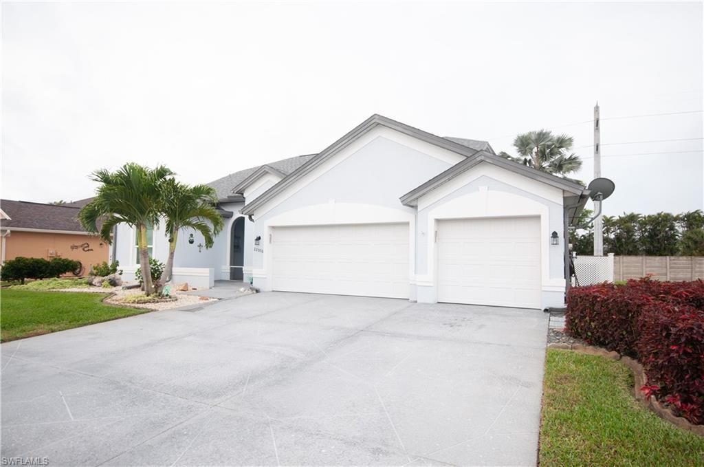 22806 Snaptail Ct, Estero, FL 33928 Photo
