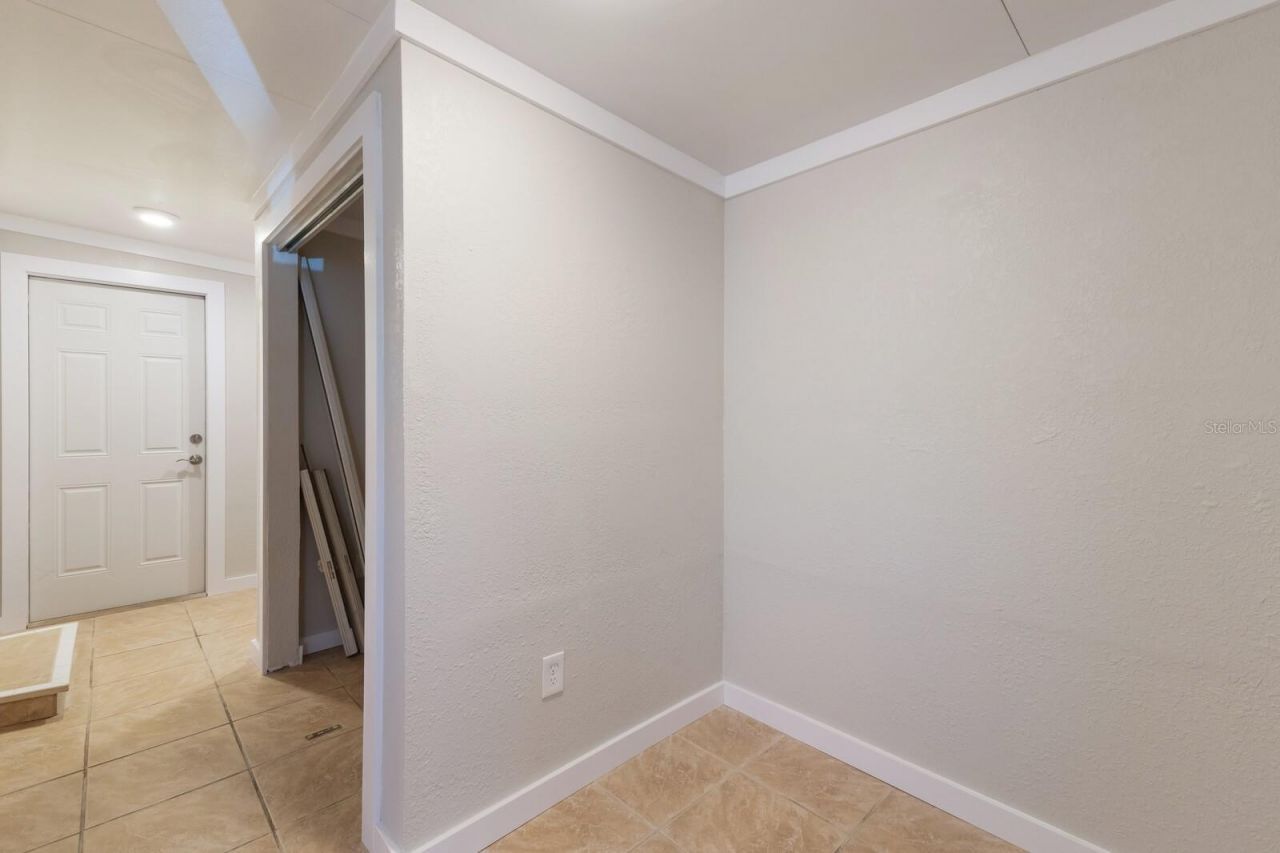 2601 Gulf Drive N, Unit B24, Bradenton Beach, FL 34217 Photo