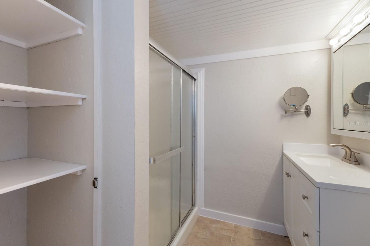 2601 Gulf Drive N, Unit B24, Bradenton Beach, FL 34217 Photo