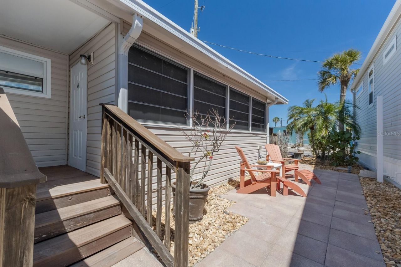 2601 Gulf Drive N, Unit B24, Bradenton Beach, FL 34217 Photo