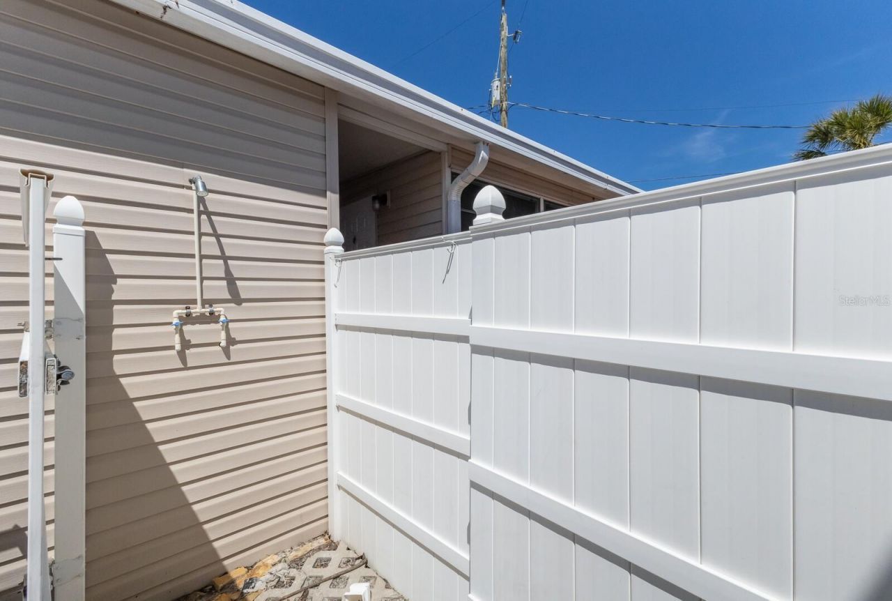 2601 Gulf Drive N, Unit B24, Bradenton Beach, FL 34217 Photo