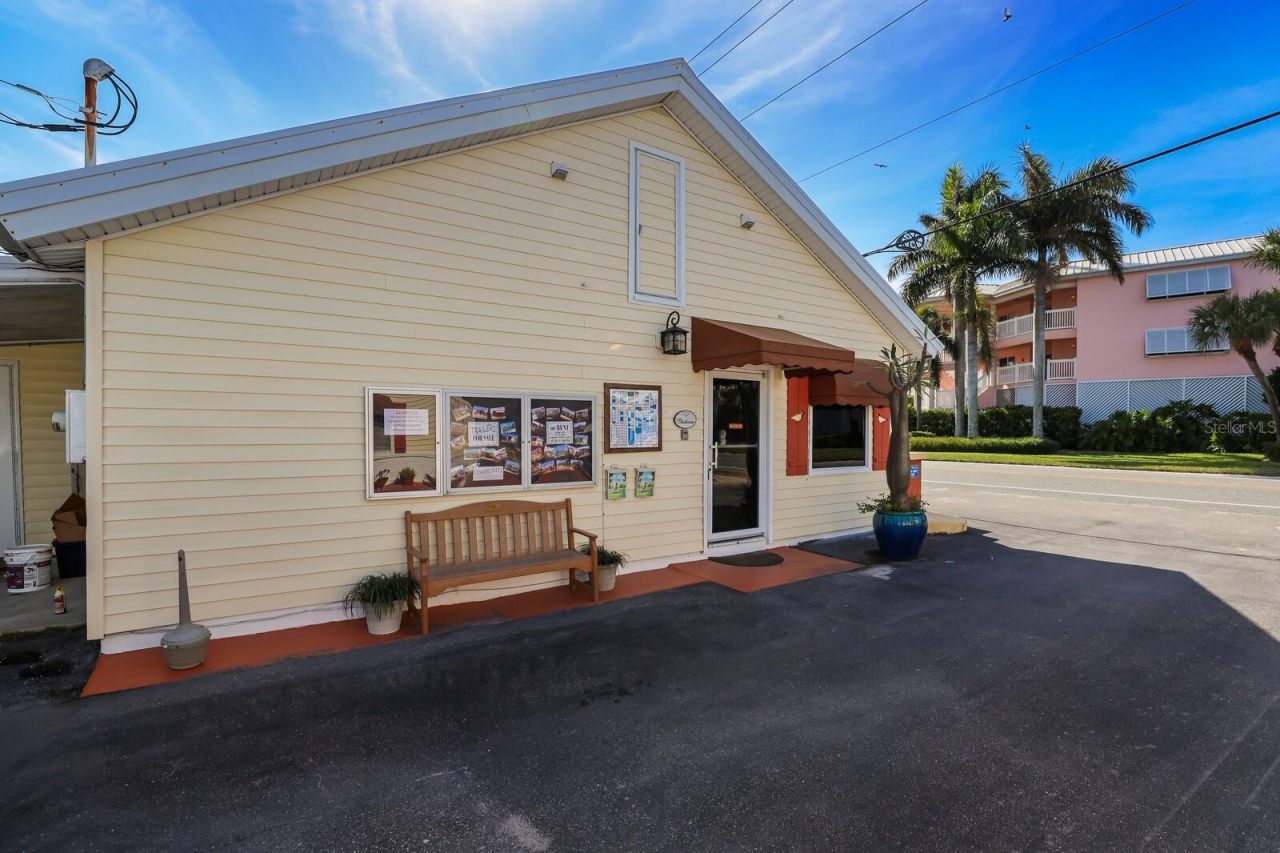 2601 Gulf Drive N, Unit B24, Bradenton Beach, FL 34217 Photo