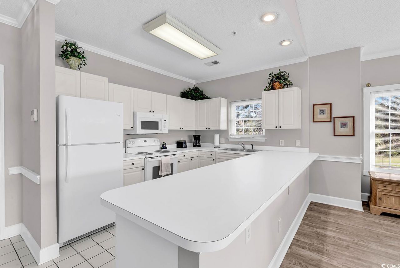 4827 Orchid Way Photo 5