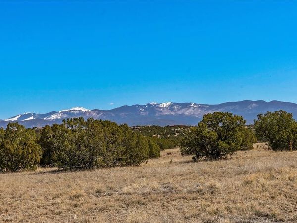 61 Tierra Antigua, Santa Fe, NM 87506