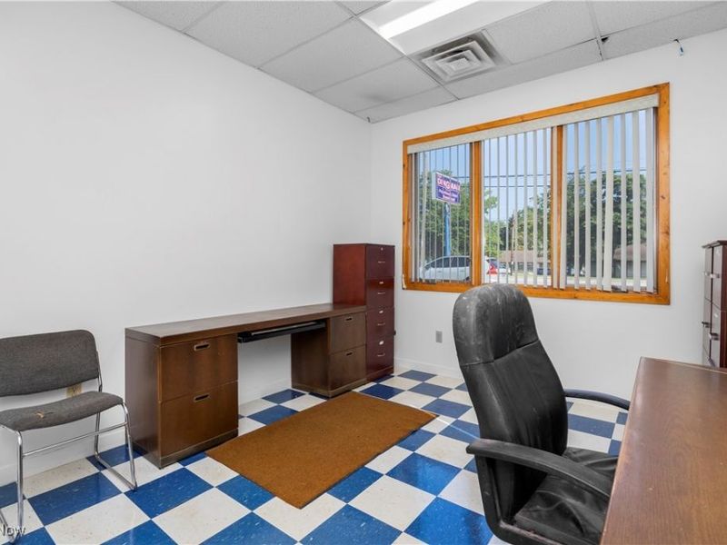 41825 N Ridge Road, Elyria, OH 44035 Photo 13