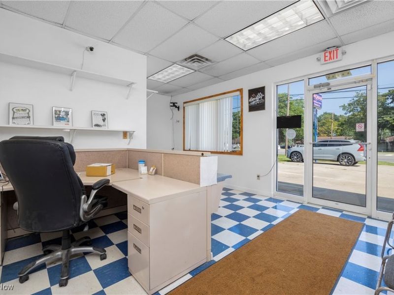 41825 N Ridge Road, Elyria, OH 44035 Photo 16