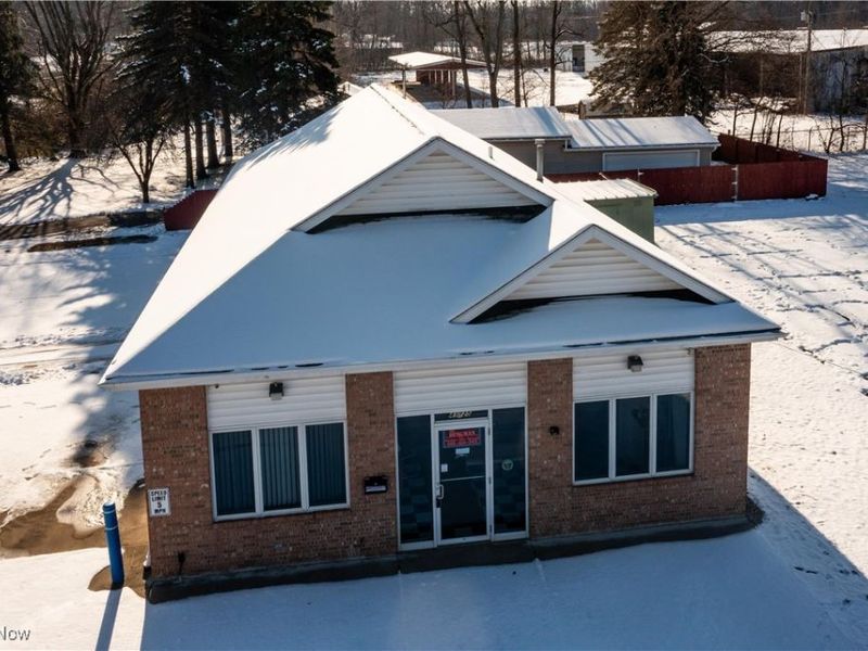 41825 N Ridge Road, Elyria, OH 44035 Photo 2