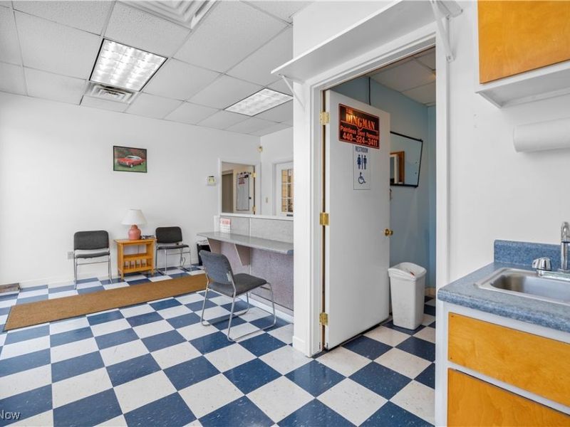 41825 N Ridge Road, Elyria, OH 44035 Photo 21