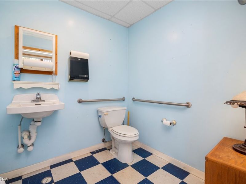 41825 N Ridge Road, Elyria, OH 44035 Photo 22