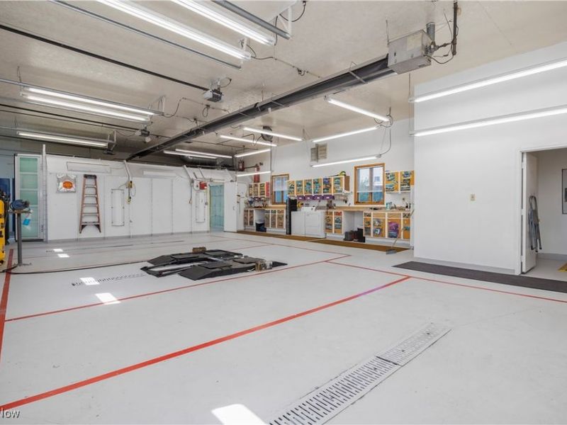 41825 N Ridge Road, Elyria, OH 44035 Photo 25