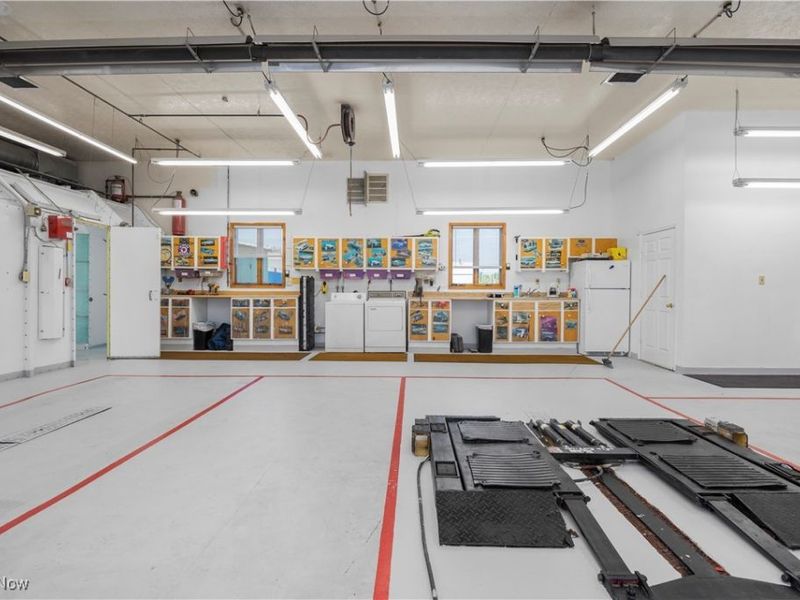 41825 N Ridge Road, Elyria, OH 44035 Photo 26