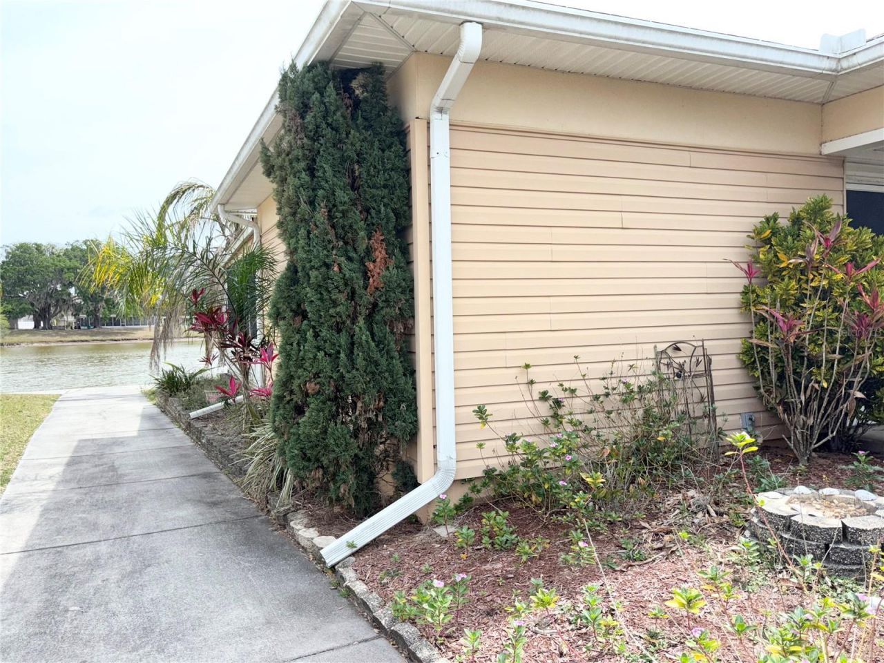 1219 Club Circle, Lakeshore, FL 33854 Photo