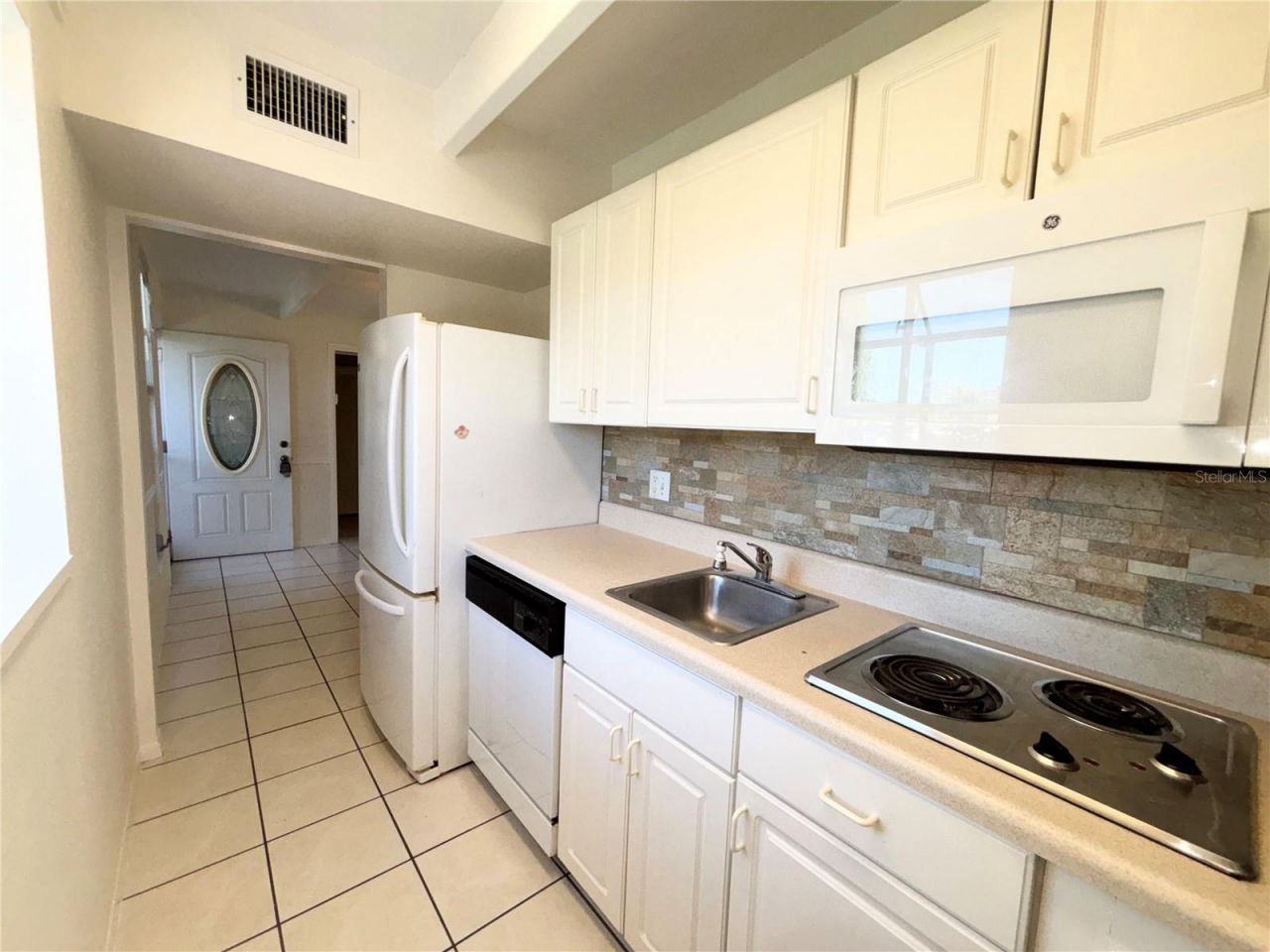 1219 Club Circle, Lakeshore, FL 33854 Photo