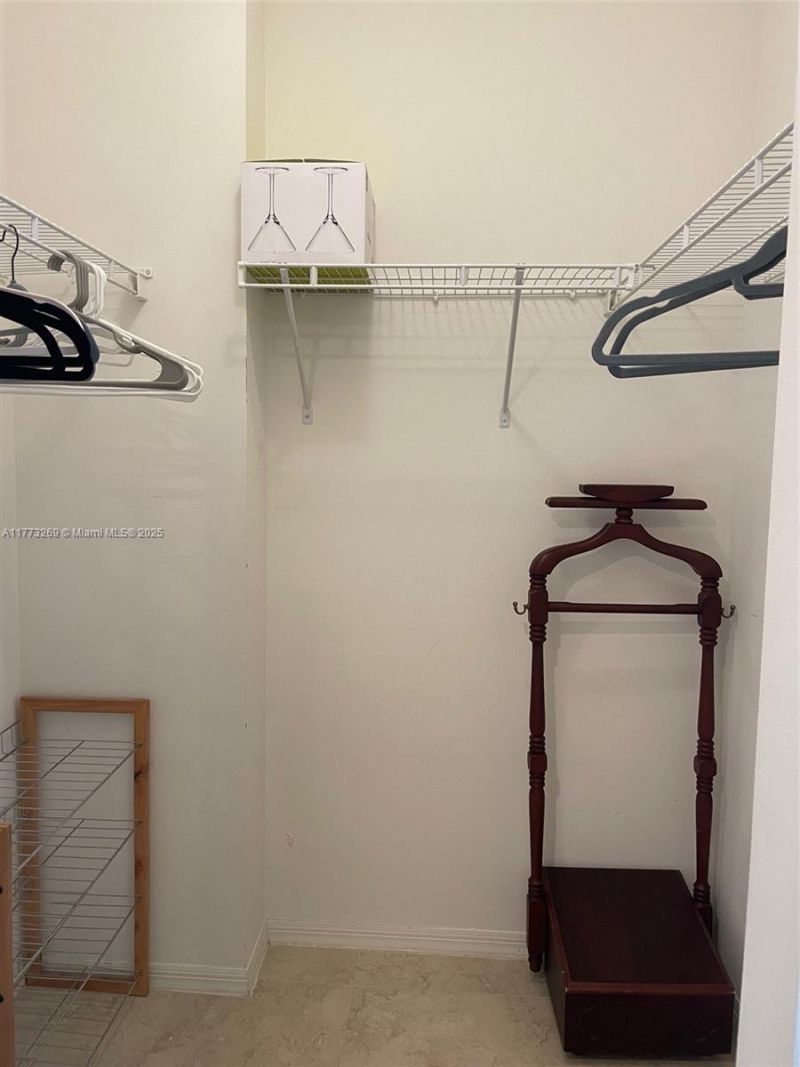 2080 S Ocean Dr, Unit 1405, Hallandale Beach, FL 33009 Photo