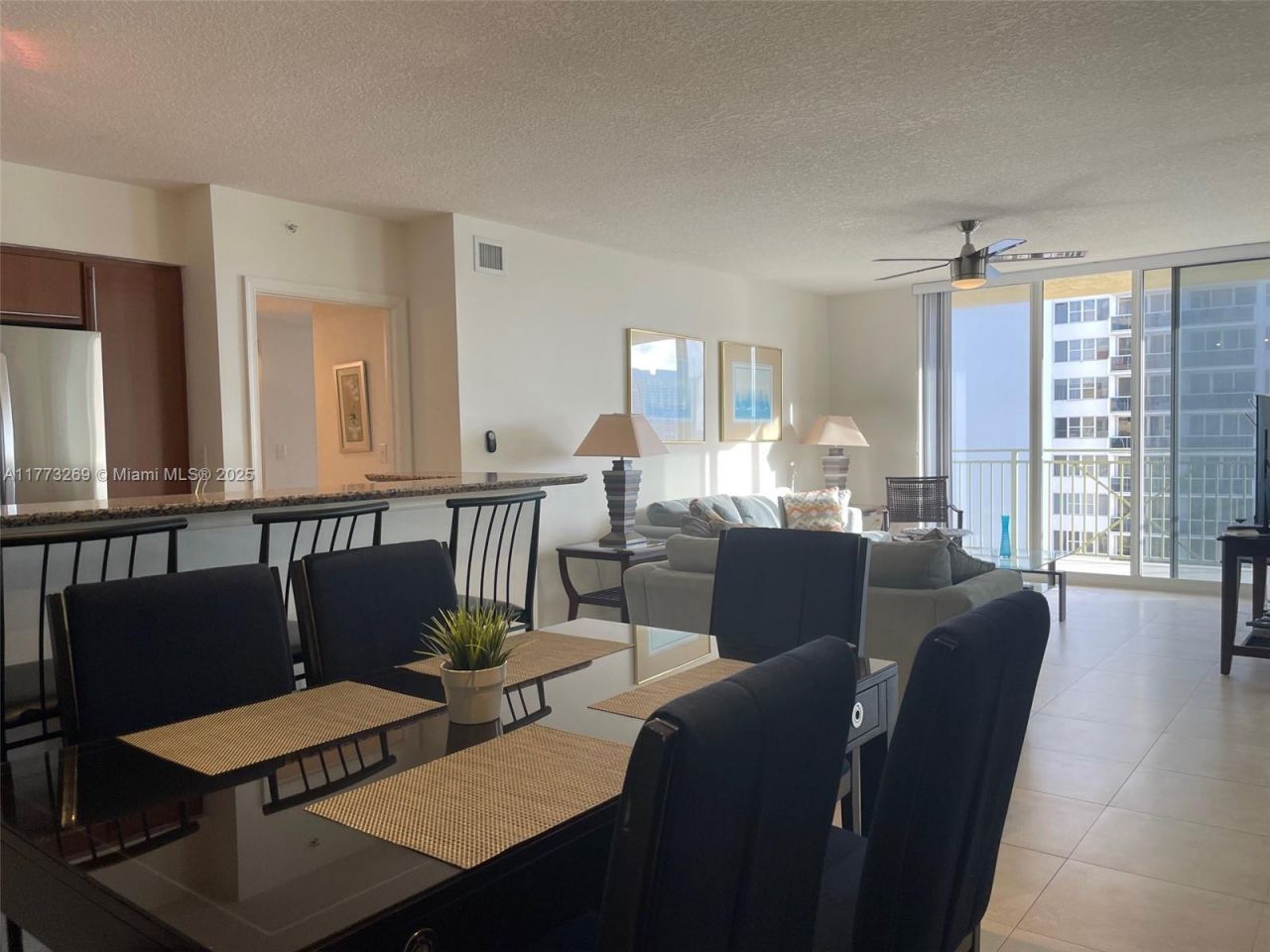2080 S Ocean Dr, Unit 1405, Hallandale Beach, FL 33009 Photo