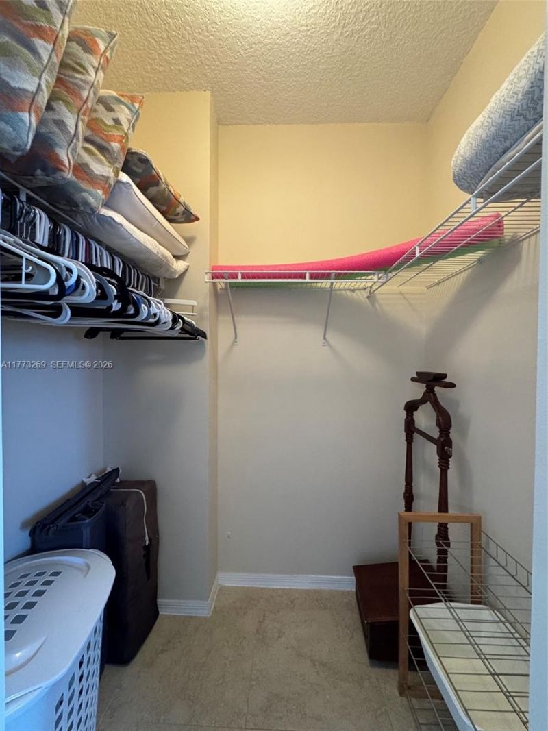 2080 S Ocean Dr, Unit 1405, Hallandale Beach, FL 33009 Photo