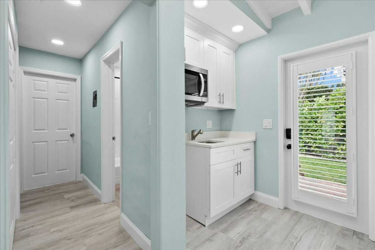 18 Adams Road, Ocean Ridge, FL 33435 Photo